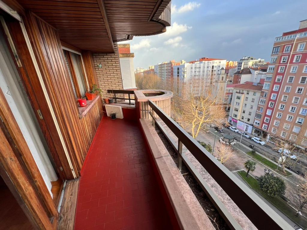 Luminoso Piso Grande Con Garaje En El Centro. Apartment Santander Ngoại thất bức ảnh