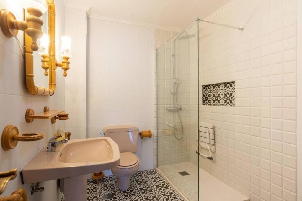 Luminoso Piso Grande Con Garaje En El Centro. Apartment Santander Ngoại thất bức ảnh